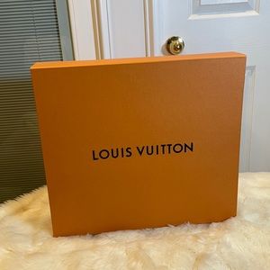 Louis Vuitton box